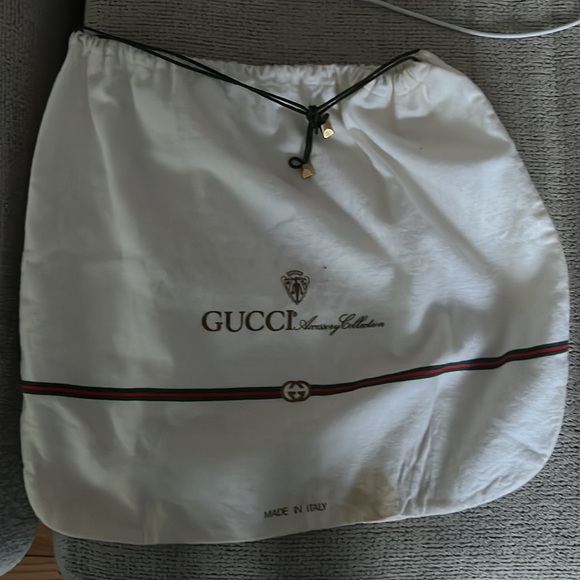 Authentic Gucci - Picture 11 of 11
